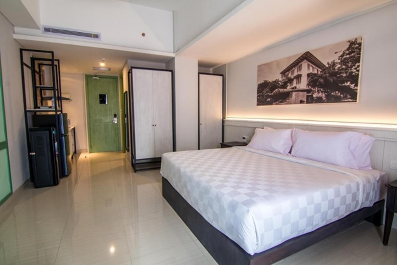 Jambuluwuk Thamrin Hotel Jakarta Exterior photo