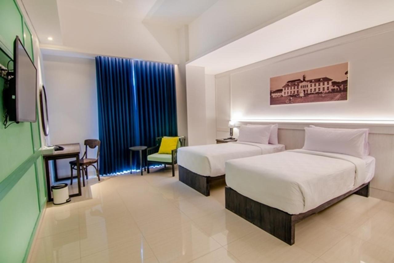 Jambuluwuk Thamrin Hotel Jakarta Exterior photo